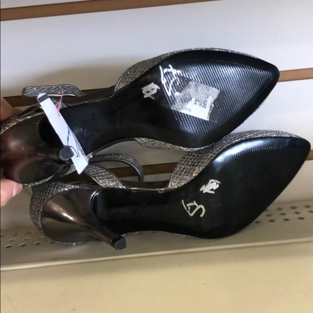 Marc fisher shoes 👠 - Picture 5 of 8